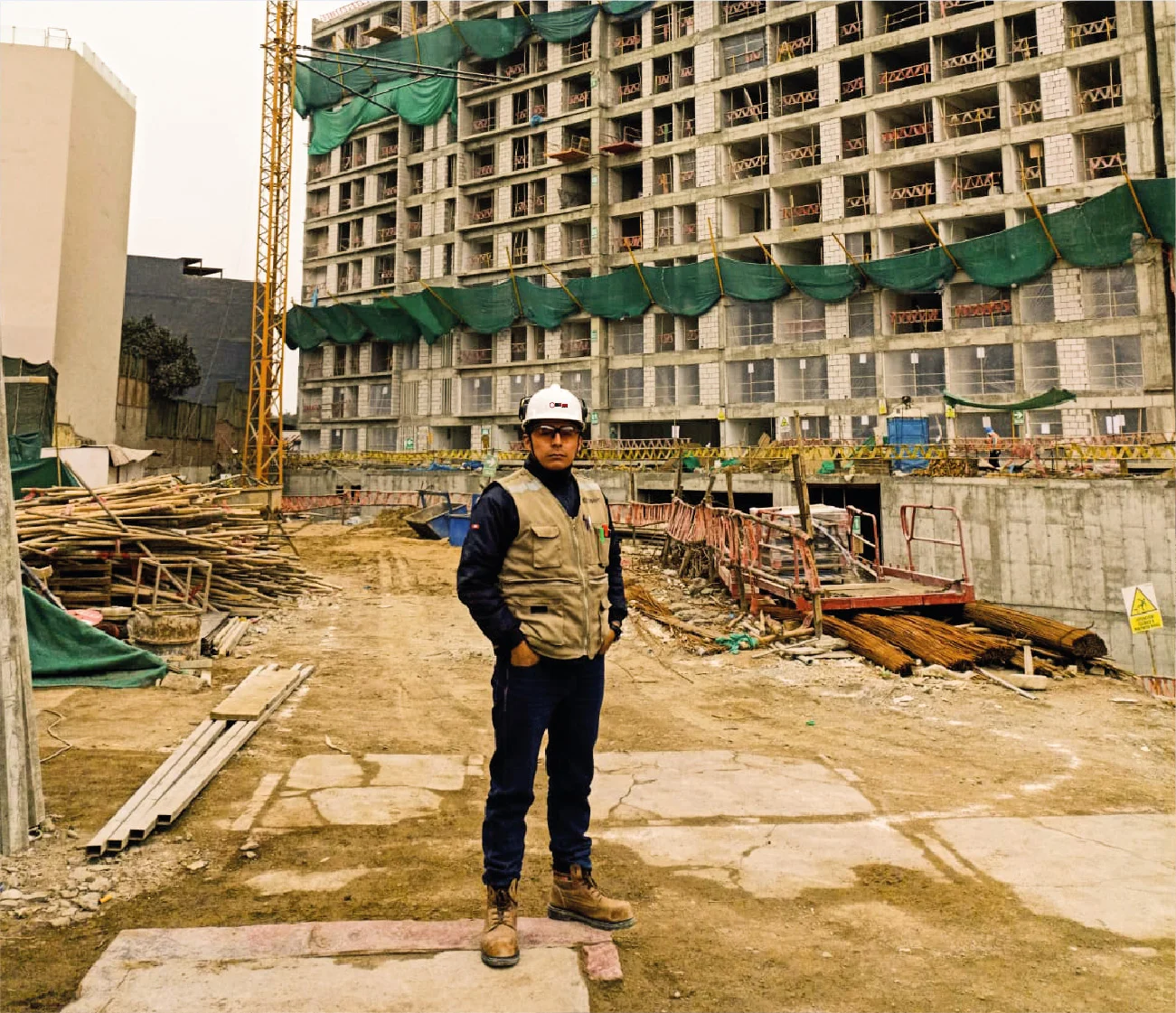 PROYECTOS DE INGENIERÍA PARA EDIFICACIONES MULTIFAMILIARES